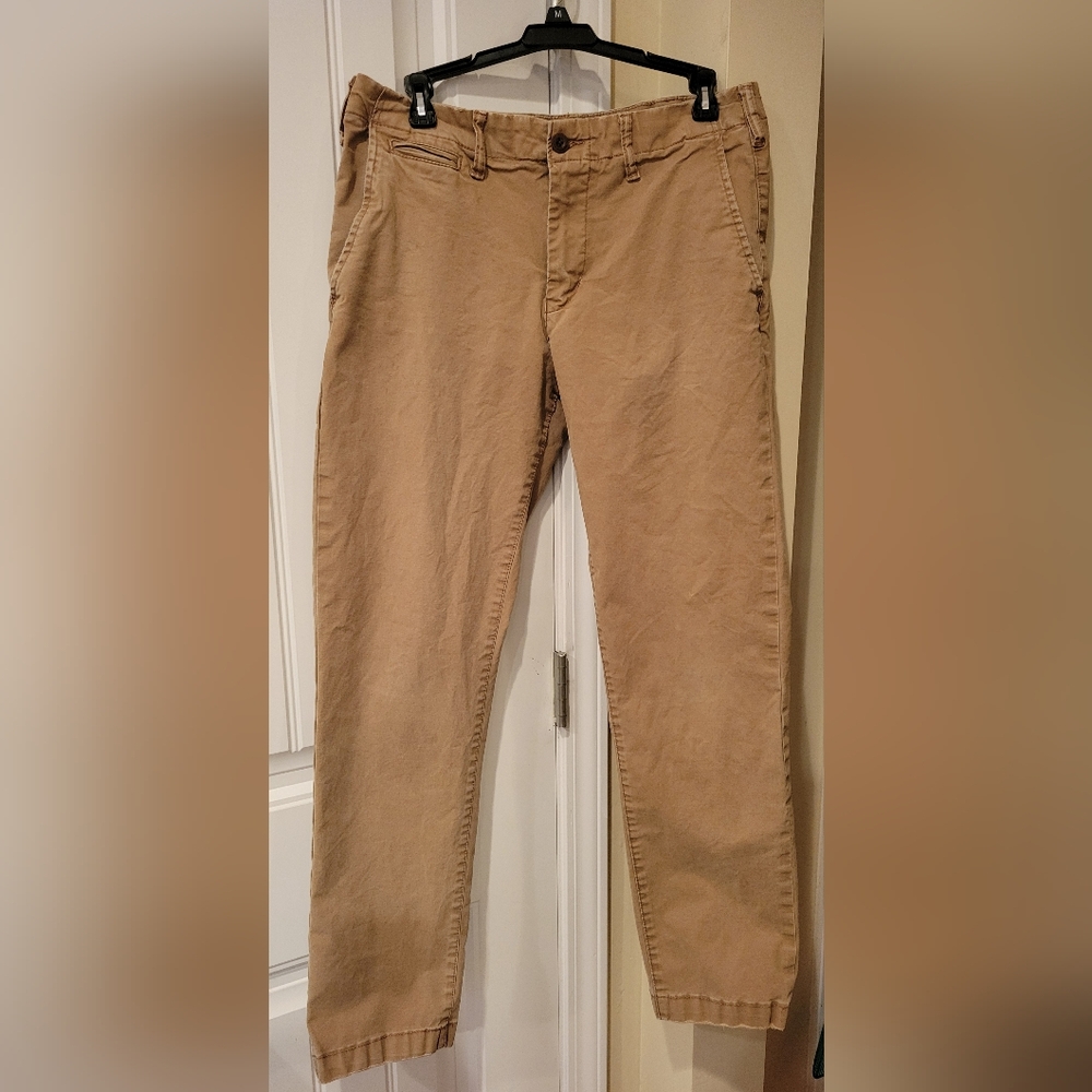 Men's American Eagle Flex Straight Leg Khakis